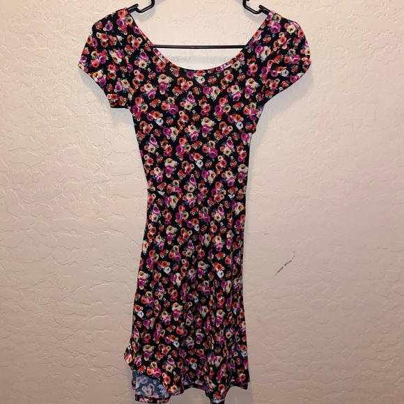 Floral dress - Picture 1 of 3